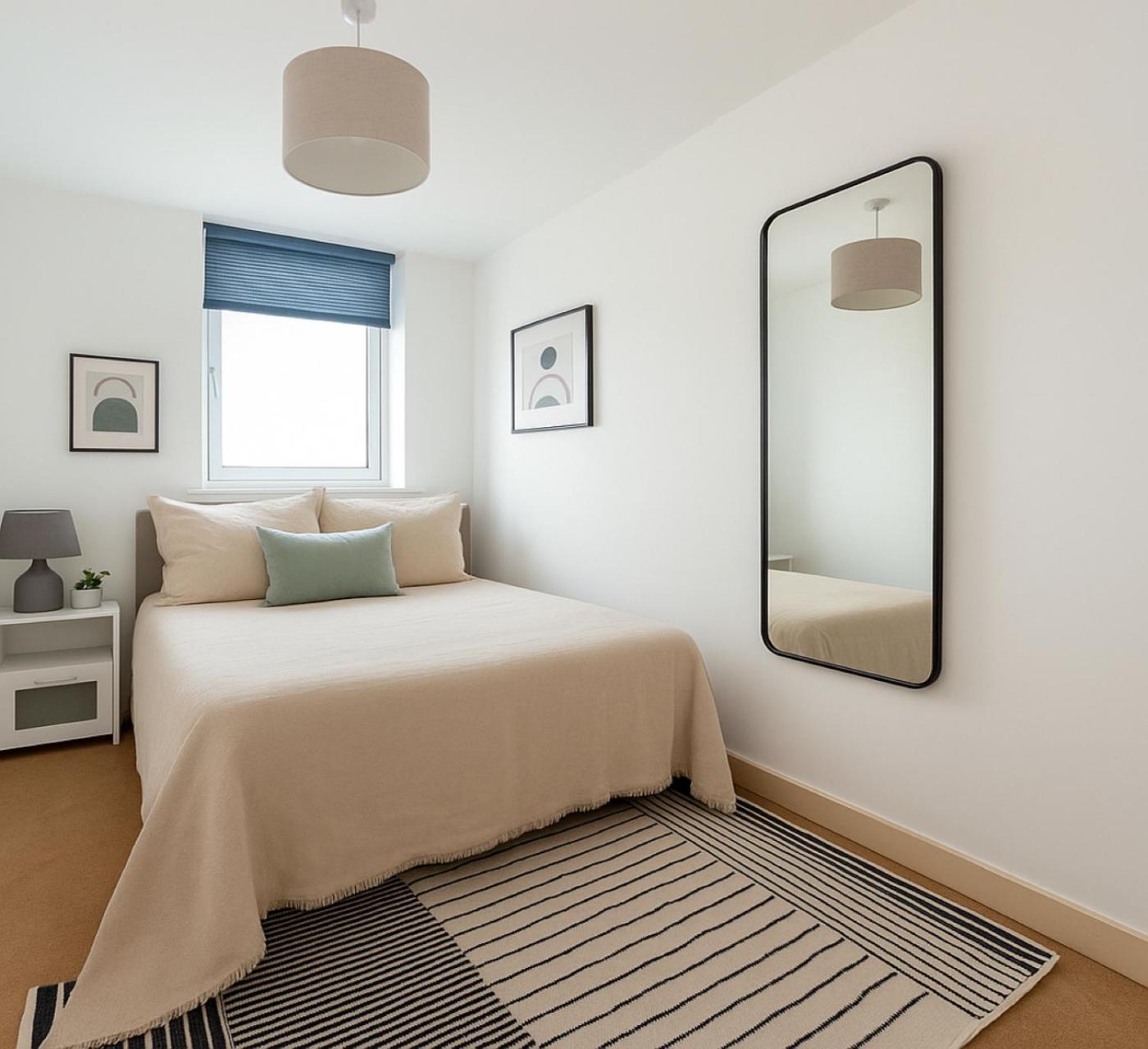2 Bed In Stratford London